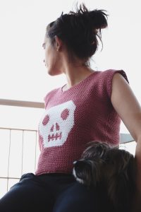 camiseta a ganchillo skully tee