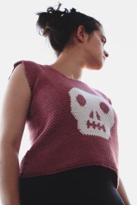 camiseta a ganchillo skully tee